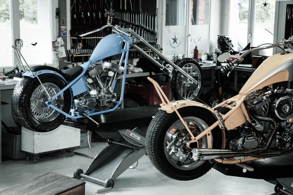 CCCP Motorcycles Malters - Werkstatt mit Chopper